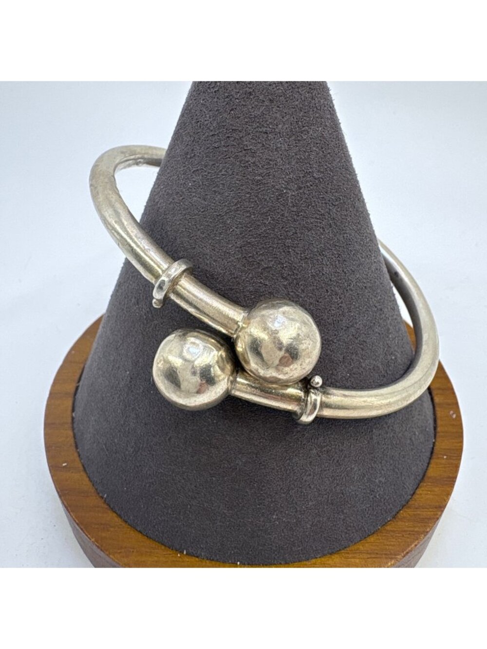 Hinged Ball Ends Bangle Bracelet Sterling Silver 925 Size 7" Fit - Picture 1 of 10